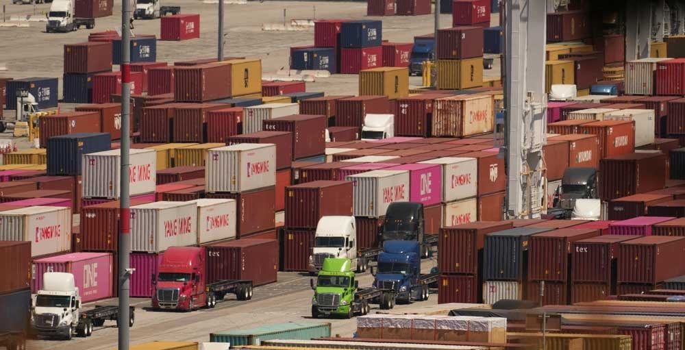 Mỹ áp thuế mới với 6 ngành công nghiệp: Tác động và chiến lược kinh doanh 2026 - Ảnh 2. Mỹ áp thuế mới với 6 ngành công nghiệp: Tác động và chiến lược kinh doanh 2026 - Ảnh 2.