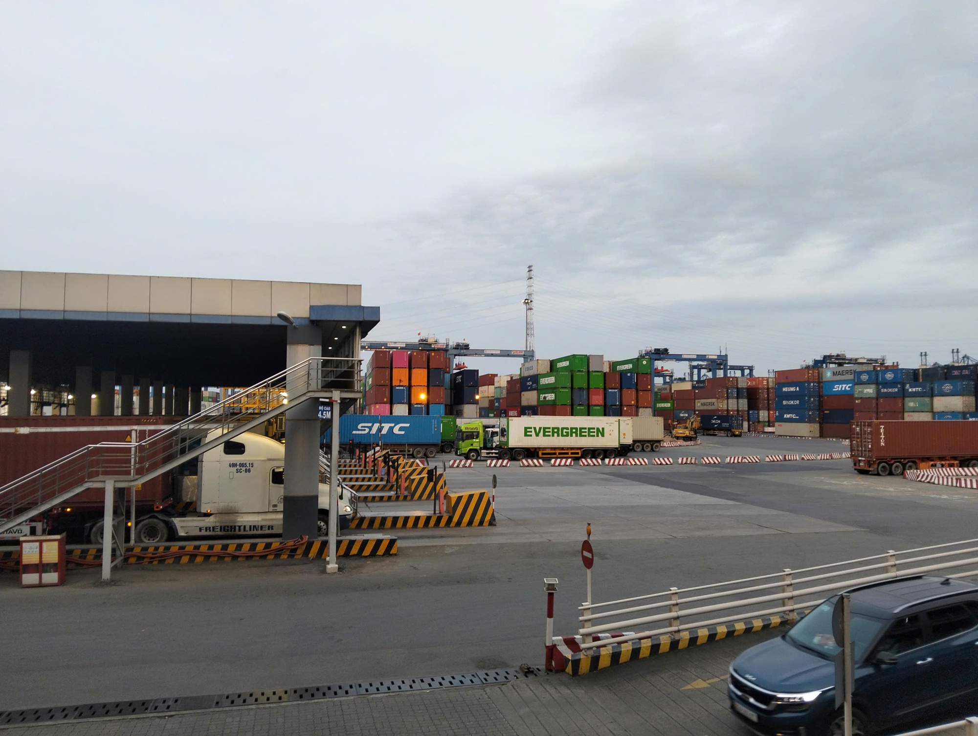 - Ảnh 2. - Ảnh 2.