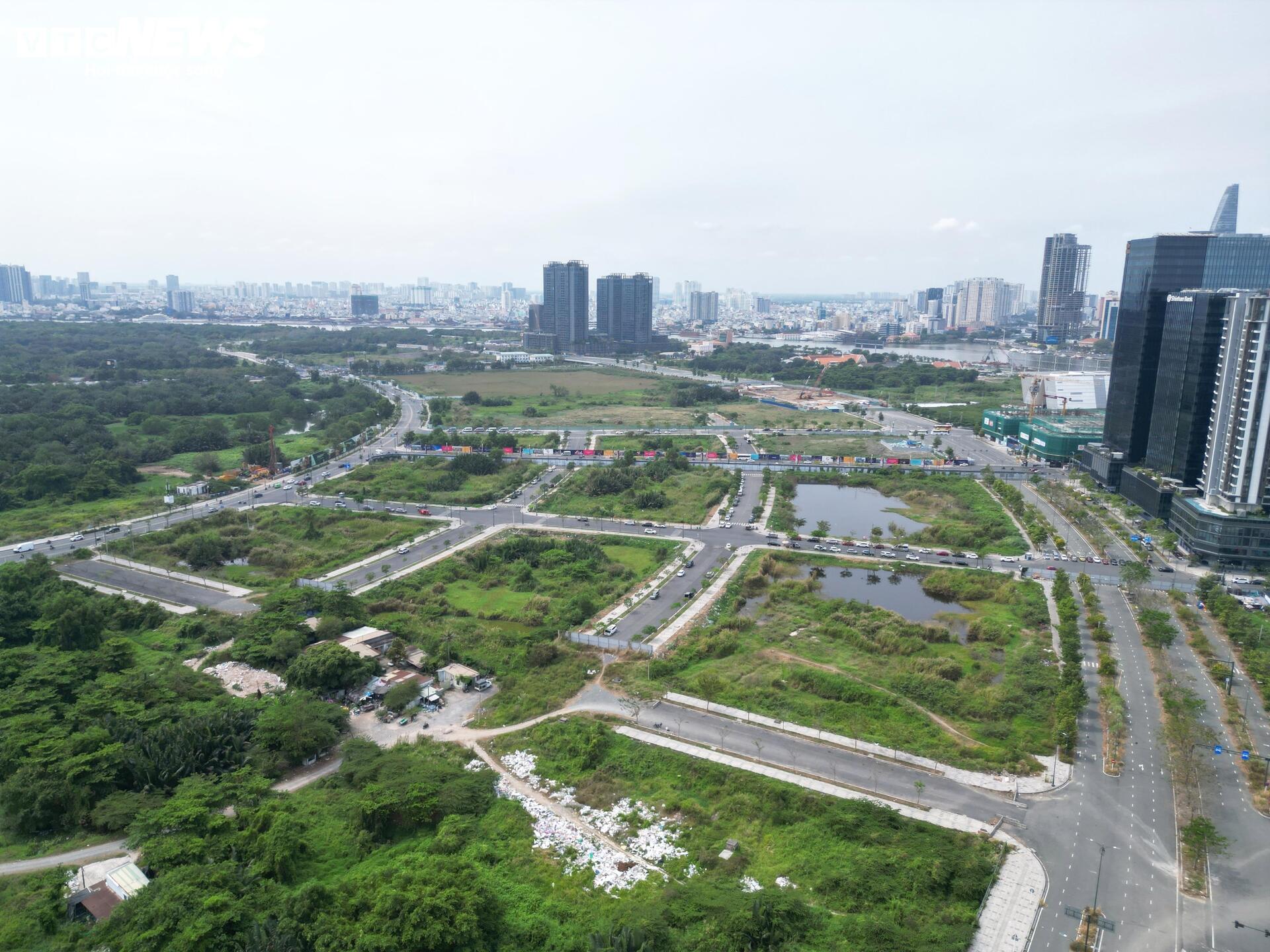 Cận cảnh tòa tháp 99 tầng tại Trung tâm Tài chính quốc tế Việt Nam ở Thủ Thiêm - Ảnh 6. Cận cảnh tòa tháp 99 tầng tại Trung tâm Tài chính quốc tế Việt Nam ở Thủ Thiêm - Ảnh 6.