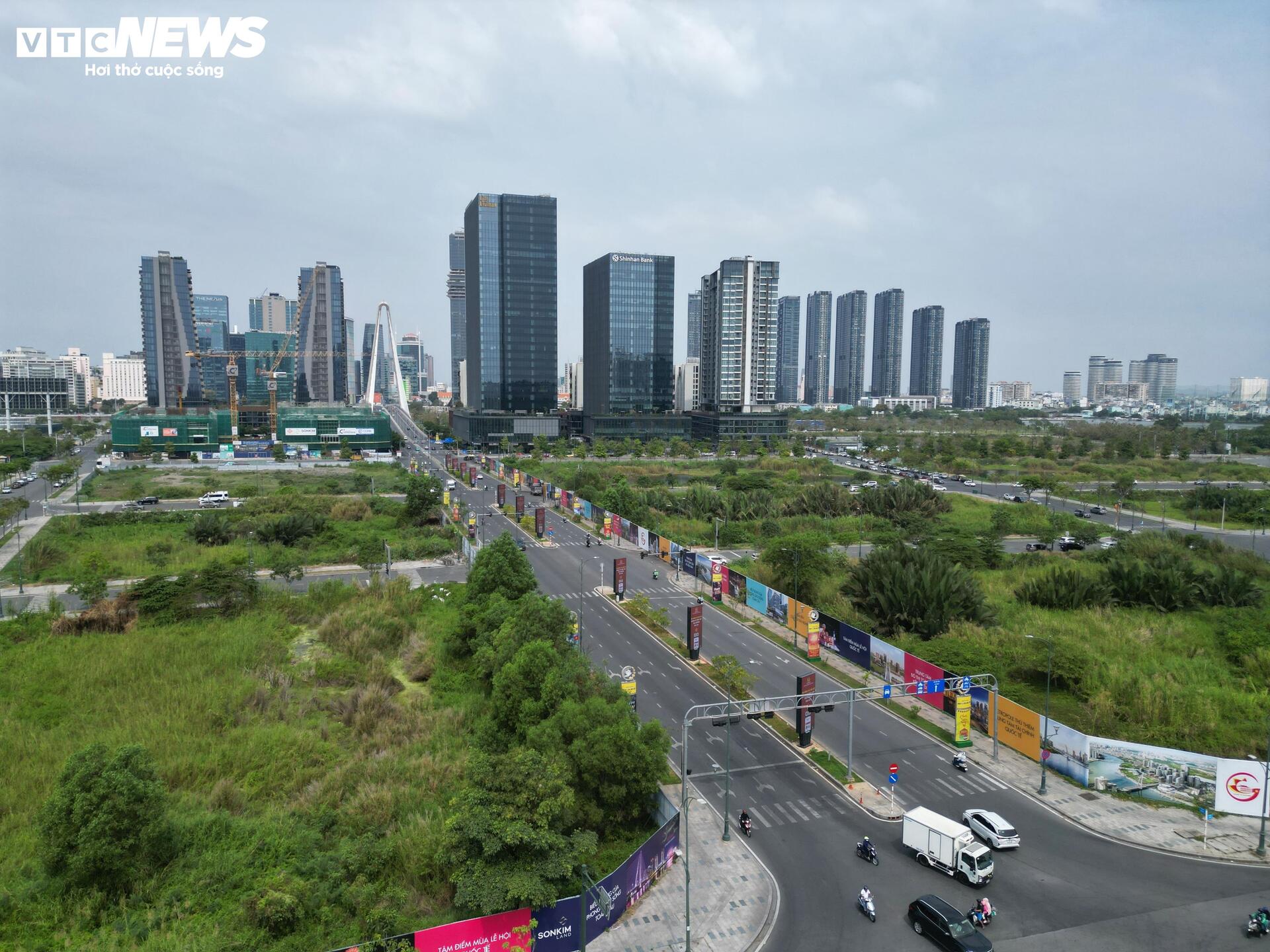 Cận cảnh tòa tháp 99 tầng tại Trung tâm Tài chính quốc tế Việt Nam ở Thủ Thiêm - Ảnh 5. Cận cảnh tòa tháp 99 tầng tại Trung tâm Tài chính quốc tế Việt Nam ở Thủ Thiêm - Ảnh 5.