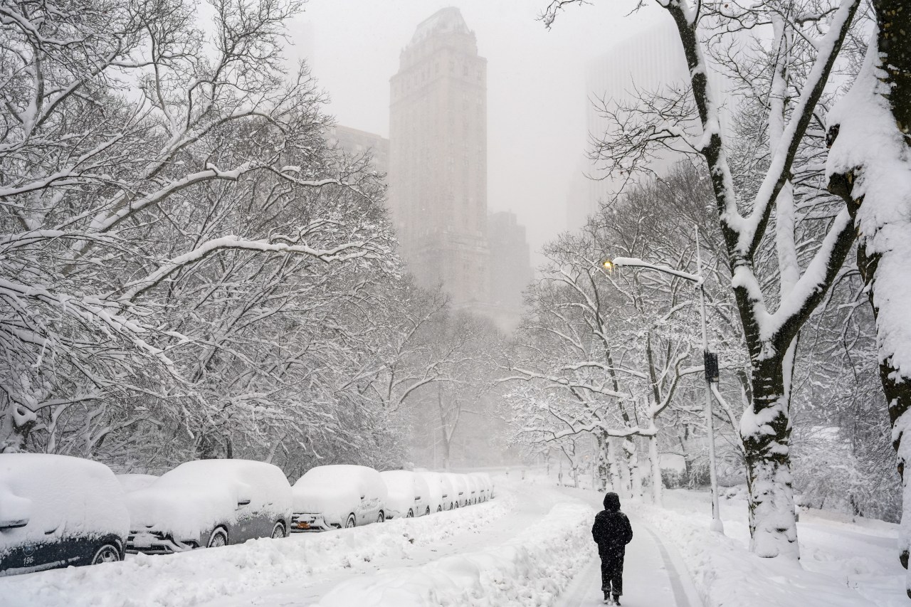 Vừa tỉnh dậy, New York đã hóa xứ tuyết, nhưng phía sau khung cảnh cổ tích này là gì? - Ảnh 19.