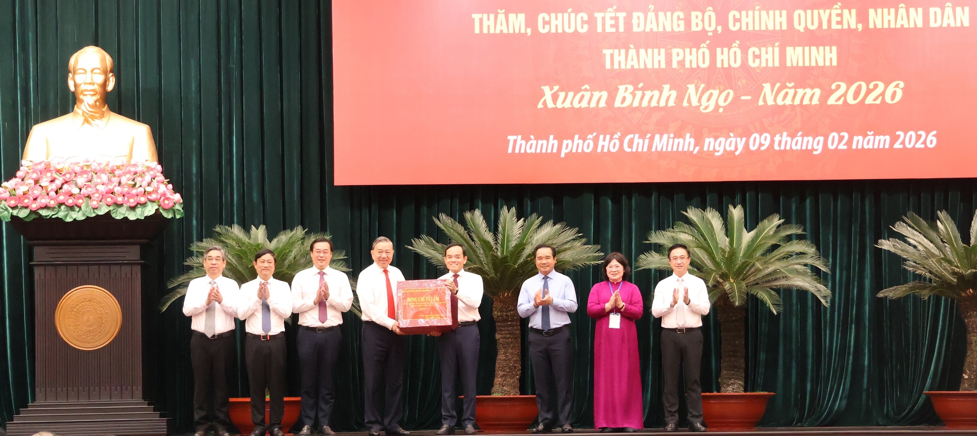 Thường trực thành ủy TPHCM thúc đẩy kinh tế vĩ mô ngay sau Tết 2026 - Ảnh 3. Thường trực thành ủy TPHCM thúc đẩy kinh tế vĩ mô ngay sau Tết 2026 - Ảnh 3.