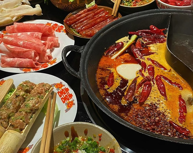 Sự thật gây sốc: Nguy cơ rối loạn cương dương tăng gấp 3 nếu nam giới ăn đồ cay quá con số này mỗi tuần! - Ảnh 1.