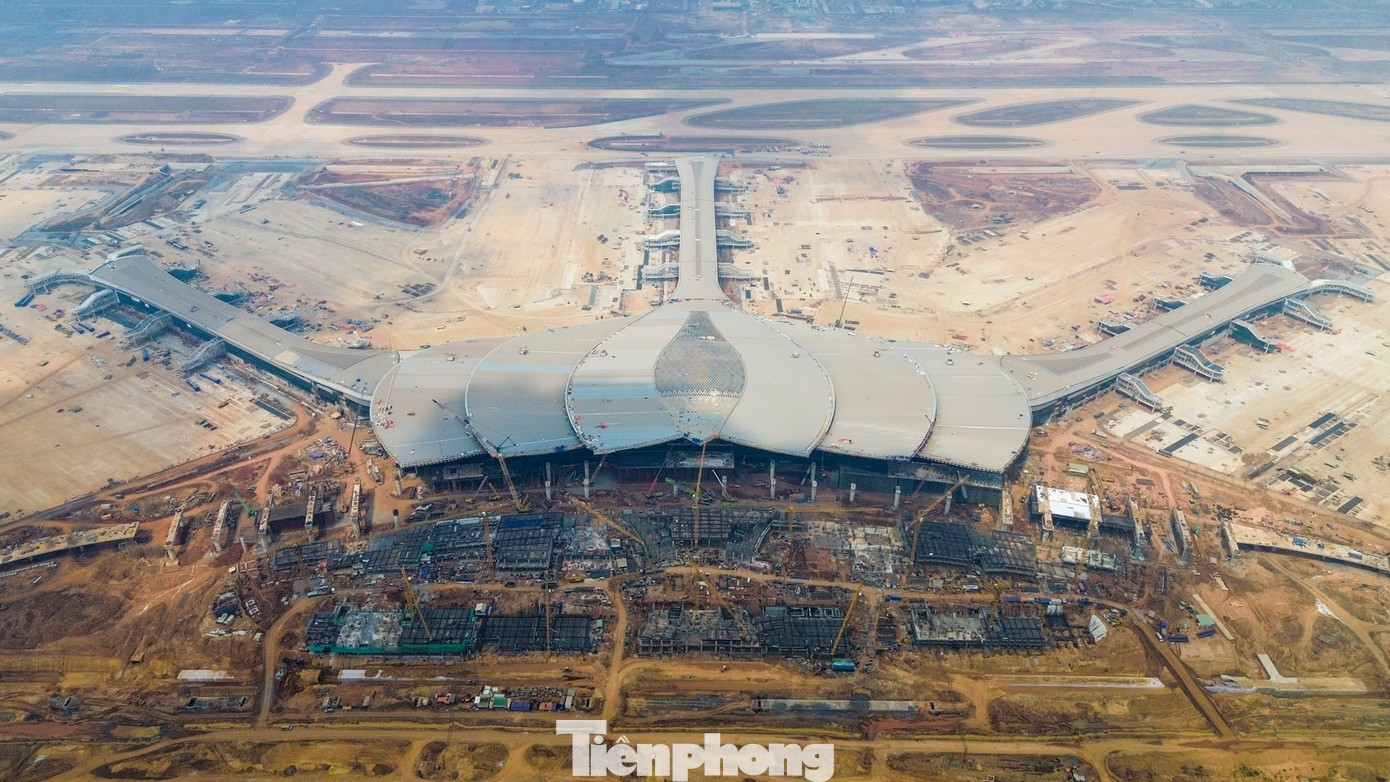 Sân bay Long Thành 16 tỷ USD và tác động đến kinh tế vĩ mô Việt Nam - Ảnh 1. Sân bay Long Thành 16 tỷ USD và tác động đến kinh tế vĩ mô Việt Nam - Ảnh 1.