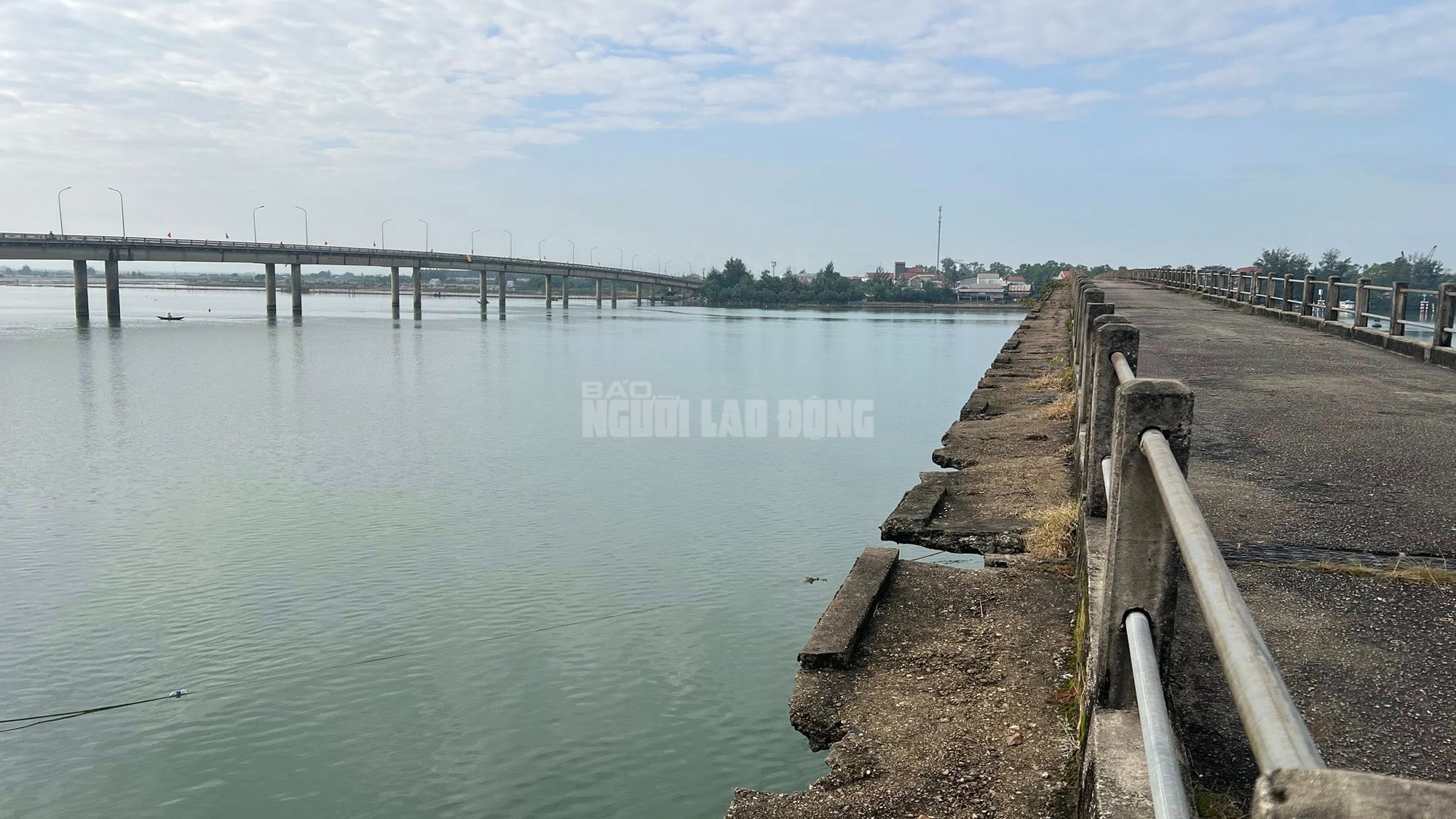 Vì sao có 2 cây cầu Thuận An ở Huế gây băn khoăn trong năm 2026 - Ảnh 9. Vì sao có 2 cây cầu Thuận An ở Huế gây băn khoăn trong năm 2026 - Ảnh 9.