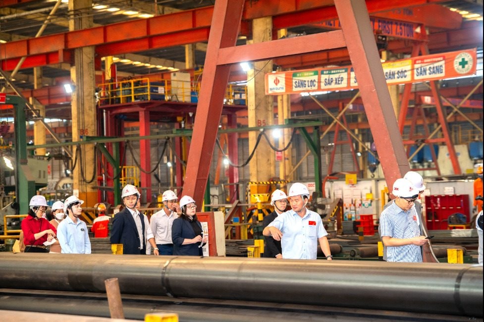 Tập đoàn Đại Dũng trúng thầu 40 . 000 Tấn thép cho sân vận động Trống Đồng 2026 - Ảnh 2. Tập đoàn Đại Dũng trúng thầu 40 . 000 Tấn thép cho sân vận động Trống Đồng 2026 - Ảnh 2.