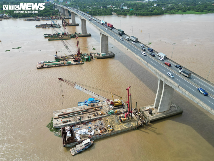 Kết nối giao thông sân bay Long Thành thúc đẩy kinh tế vĩ mô 2026 - Ảnh 2. Kết nối giao thông sân bay Long Thành thúc đẩy kinh tế vĩ mô 2026 - Ảnh 2.