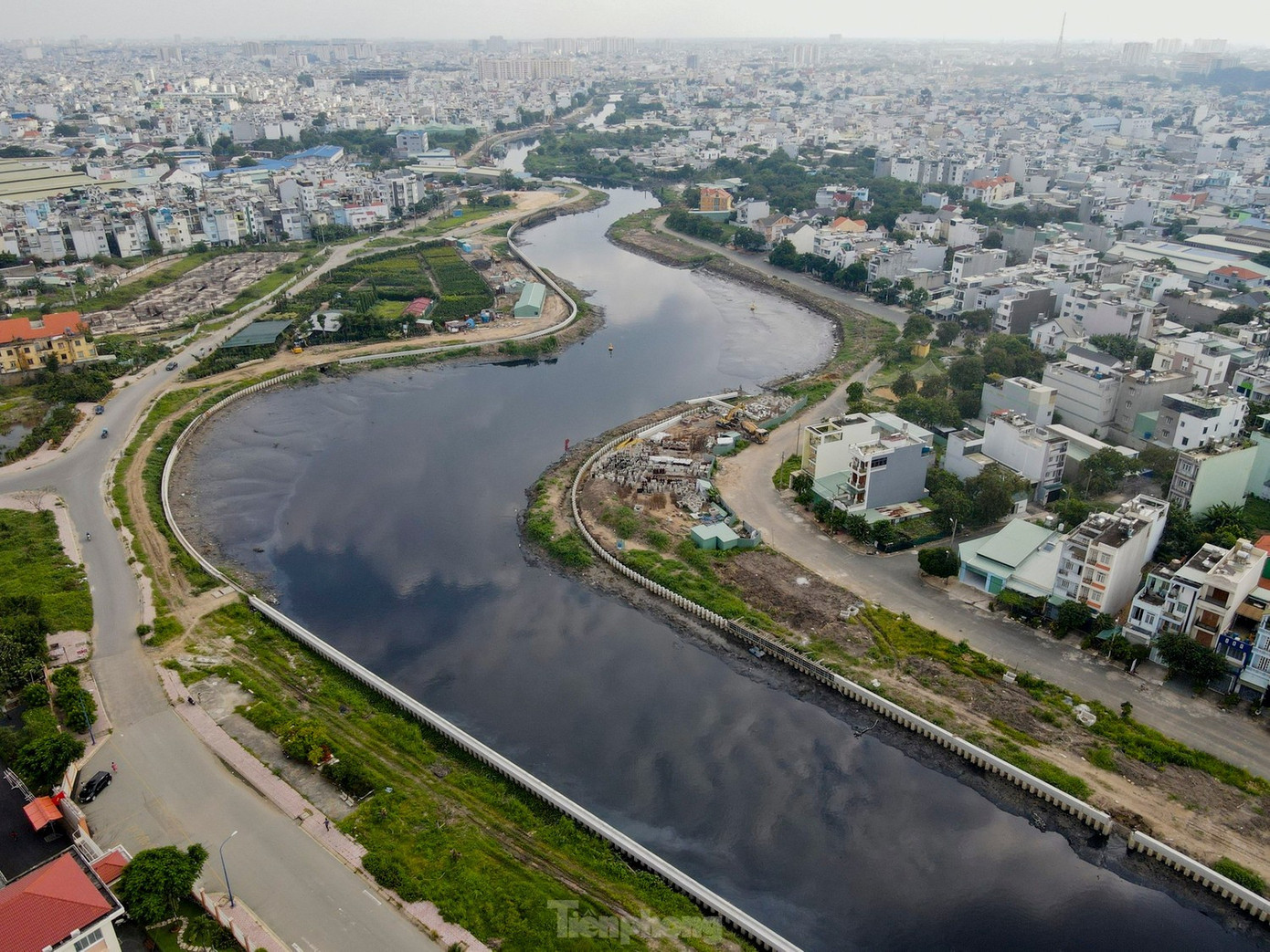 TPHCM khởi công cao tốc TPHCM - Mộc Bài và loạt dự án nghìn tỷ năm 2026 - Ảnh 2. TPHCM khởi công cao tốc TPHCM - Mộc Bài và loạt dự án nghìn tỷ năm 2026 - Ảnh 2.