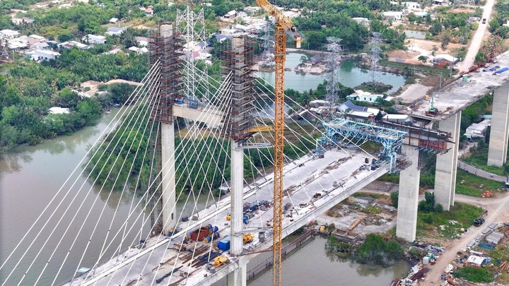 Kết nối giao thông sân bay Long Thành thúc đẩy kinh tế vĩ mô 2026 - Ảnh 6. Kết nối giao thông sân bay Long Thành thúc đẩy kinh tế vĩ mô 2026 - Ảnh 6.