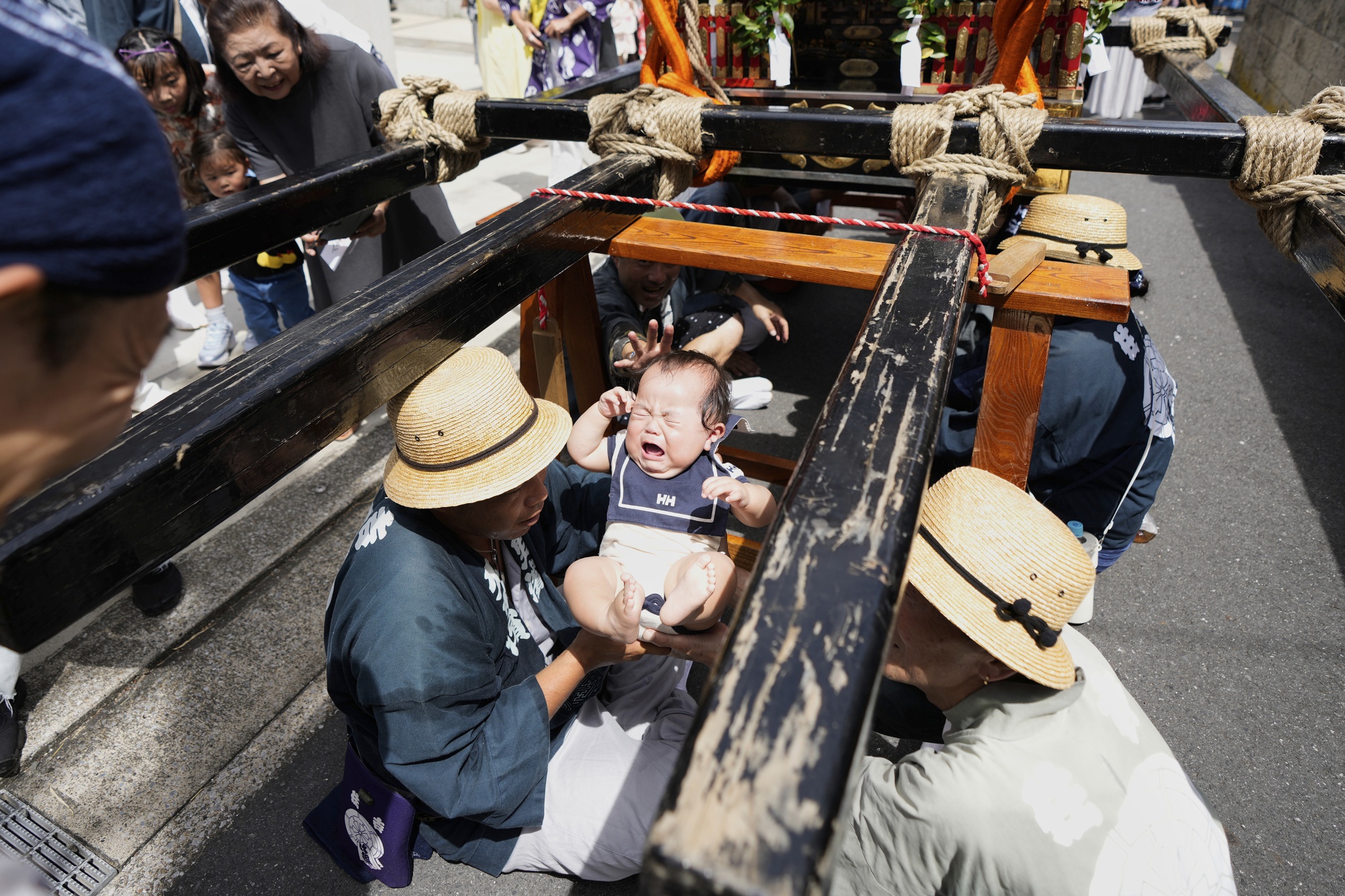 Nhật Bản đối mặt khủng hoảng nhân khẩu học - Ảnh 1. Nhật Bản đối mặt khủng hoảng nhân khẩu học - Ảnh 1.