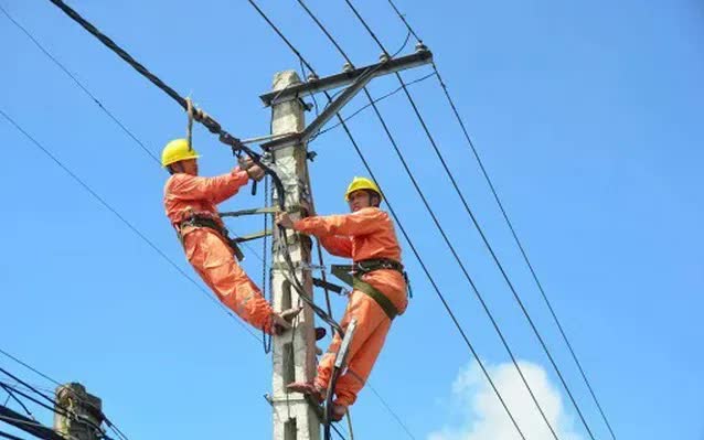 EVN cảnh báo hóa đơn tiền điện tháng 2 tăng vọt - Ảnh 1.