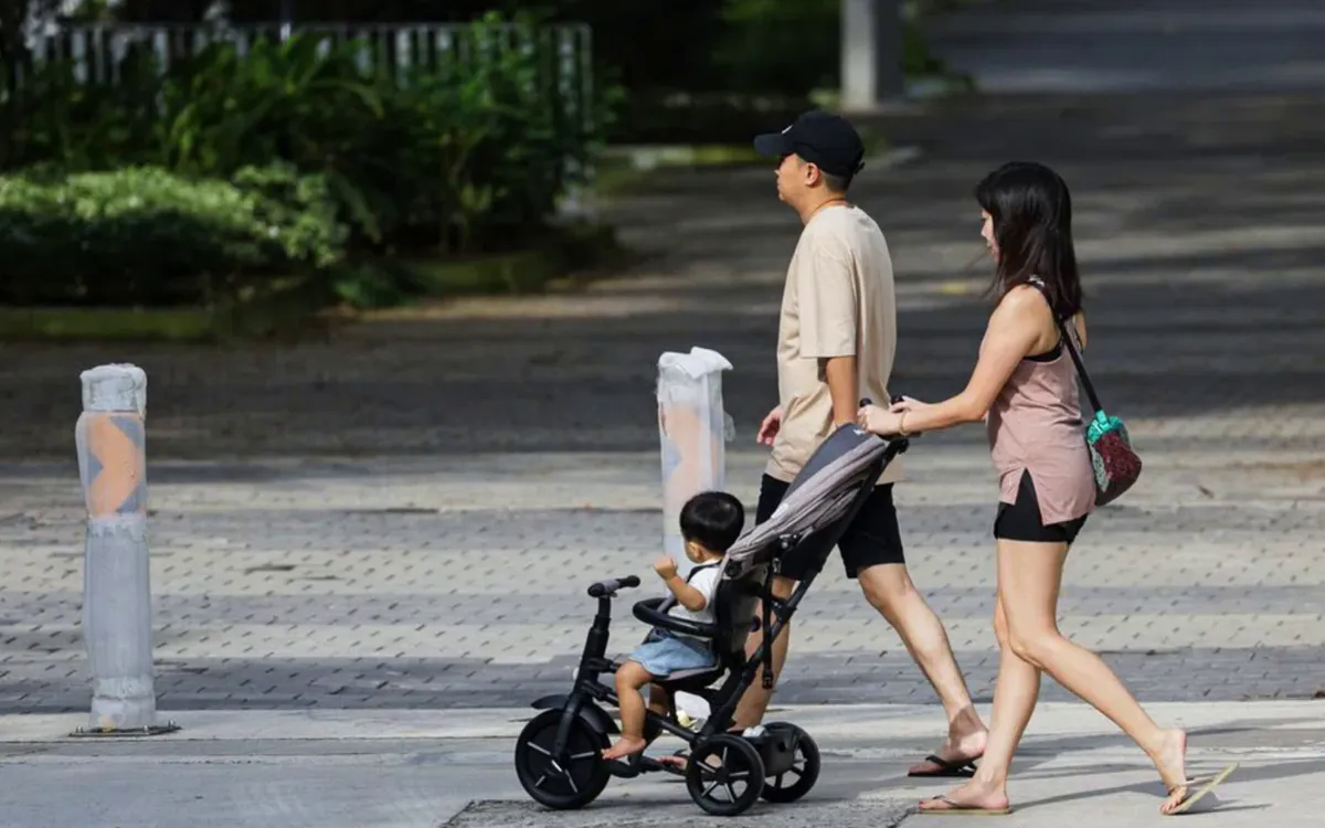 Singapore đối mặt thách thức “mang tính sống còn” - Ảnh 1.