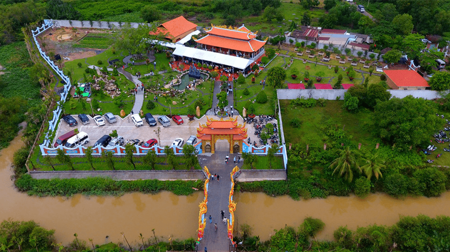 Cuộc sống giản dị của 2 vua hài kịch Việt Nam và tài sản khủng của Họ - Ảnh 9.