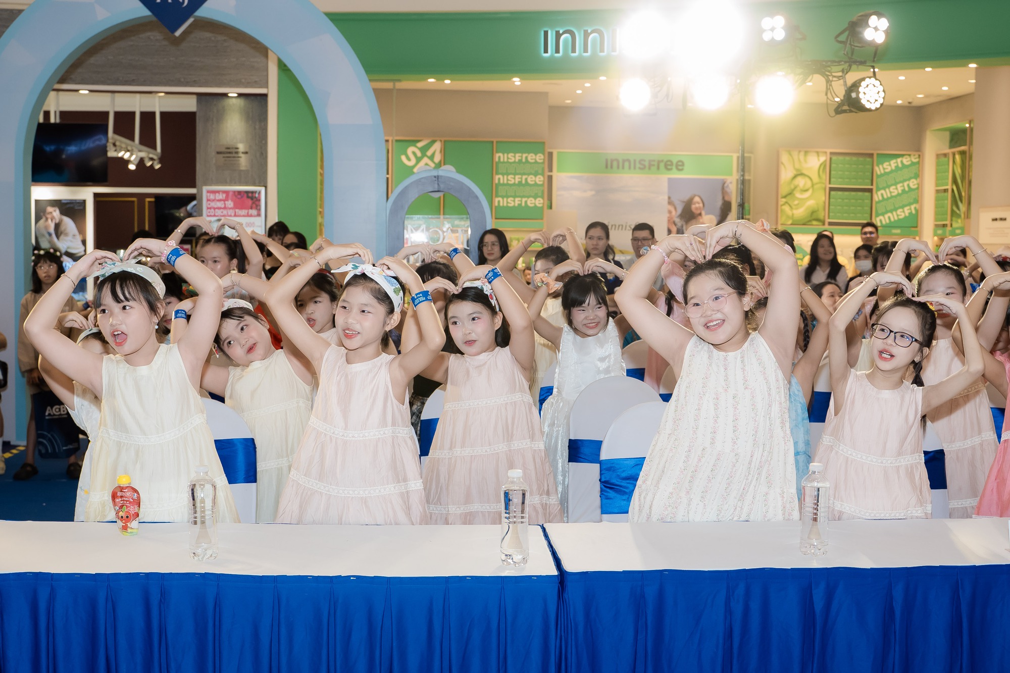 Giấc mơ Lọ Lem 2025 và dự án CSR mang phép màu cho trẻ em gái Việt Nam - Ảnh 4.