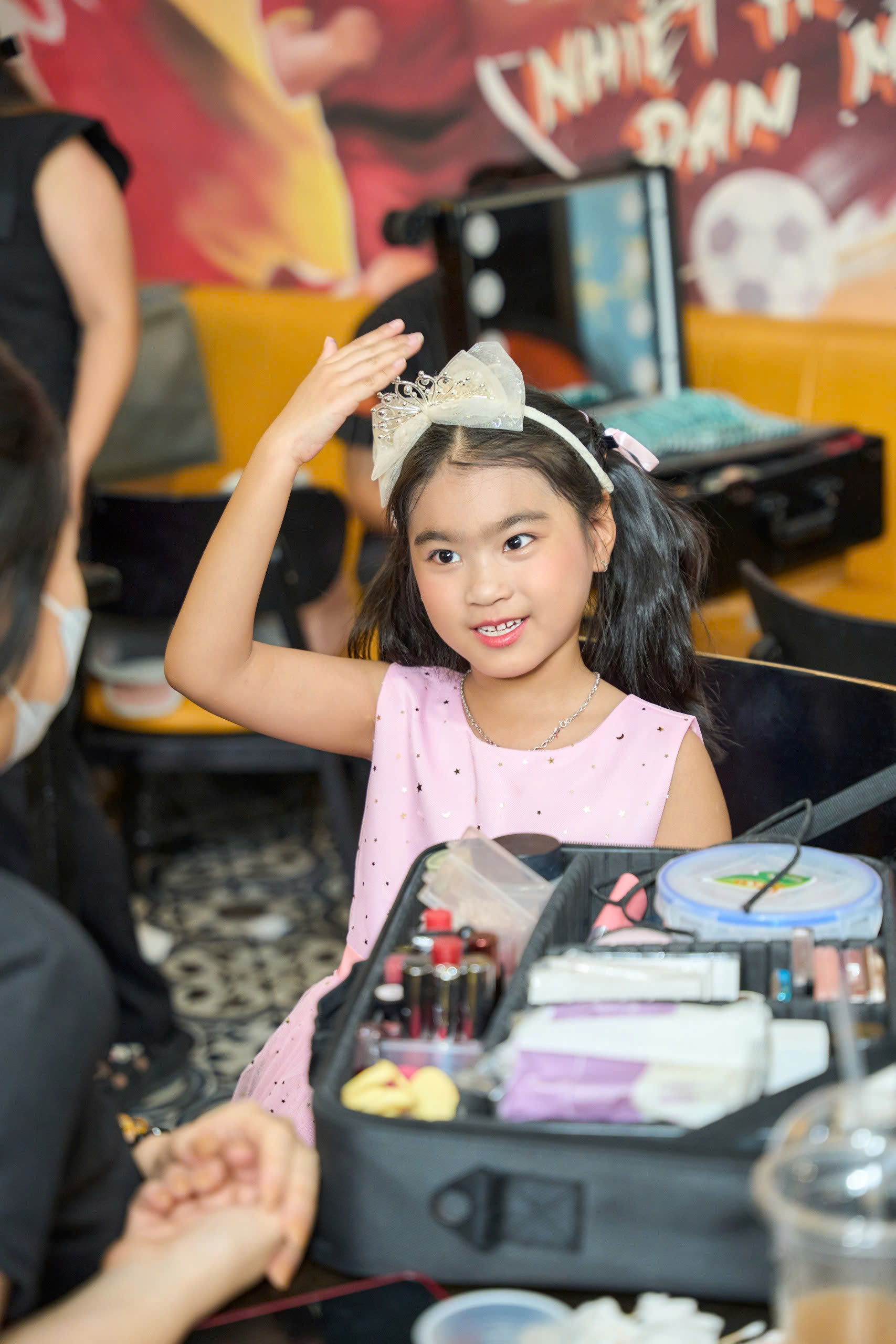 Giấc mơ Lọ Lem 2025 và dự án CSR mang phép màu cho trẻ em gái Việt Nam - Ảnh 9.