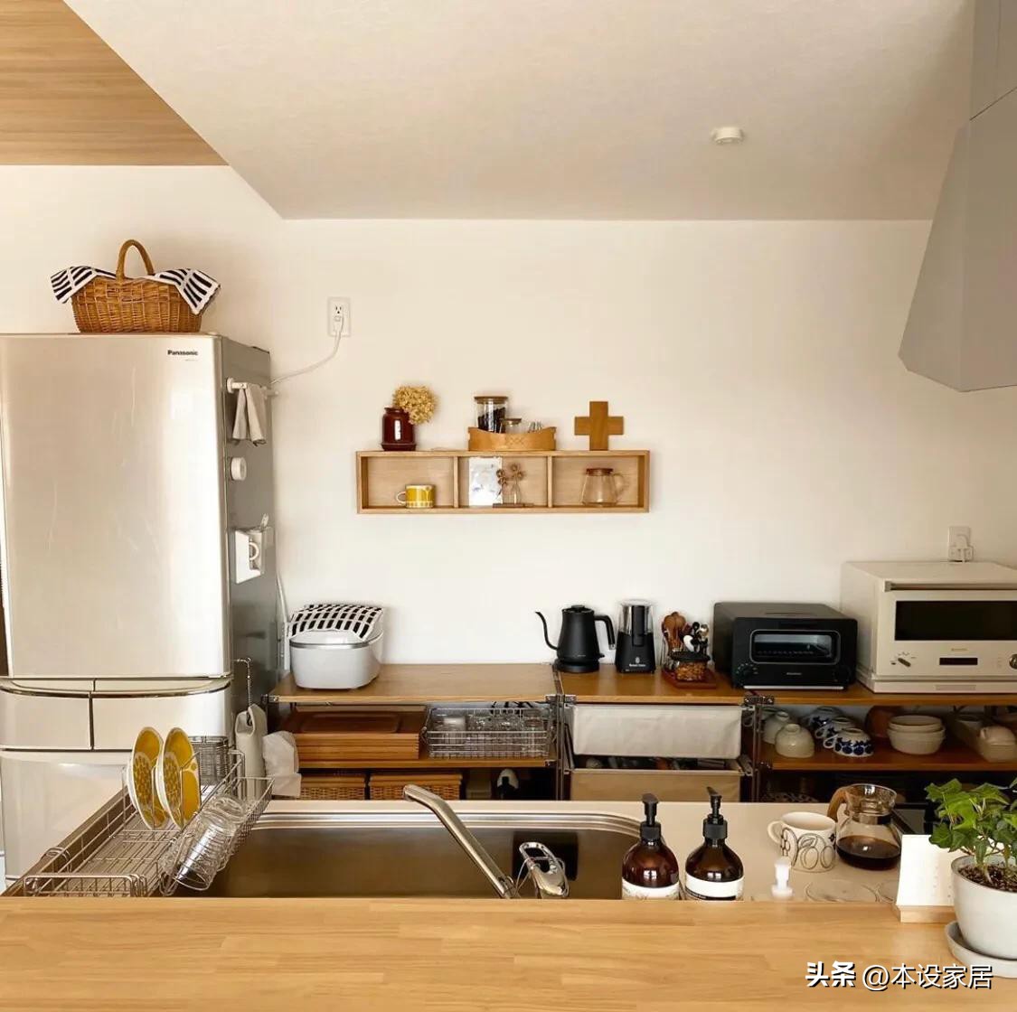 Một ngôi nhà có thể sạch đến mức nào? Bước vào căn hộ 42m² của người phụ nữ 53 tuổi này, tôi chỉ muốn… về dọn lại nhà mình ngay lập tức- Ảnh 14.