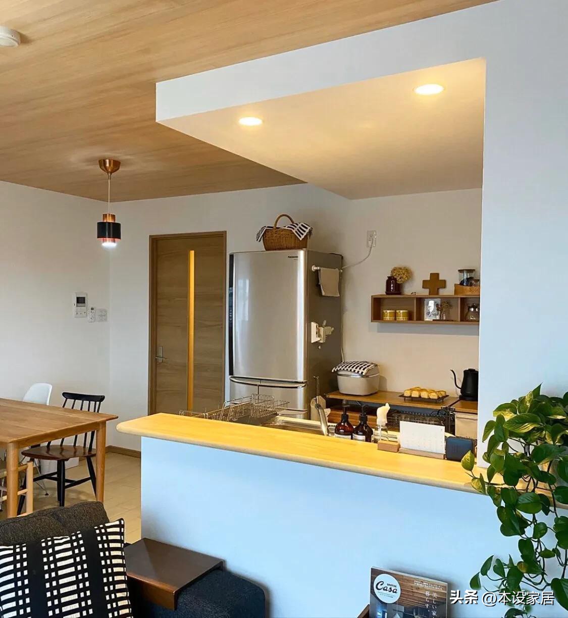 Một ngôi nhà có thể sạch đến mức nào? Bước vào căn hộ 42m² của người phụ nữ 53 tuổi này, tôi chỉ muốn… về dọn lại nhà mình ngay lập tức- Ảnh 10.