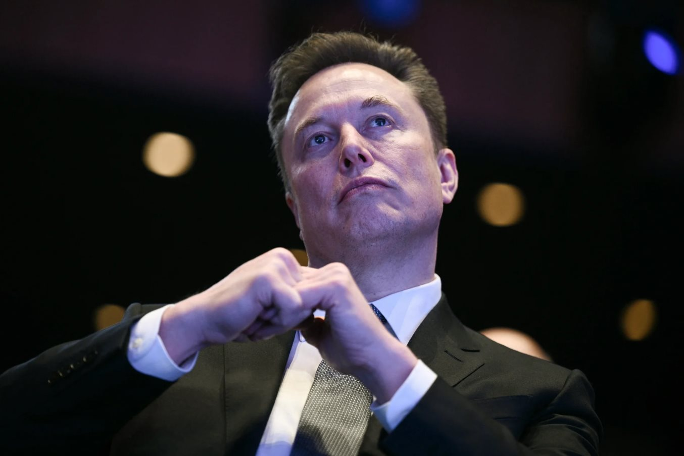 Elon Musk trở thành tỷ phú đầu tiên vượt 800 tỷ USD năm 2026 - Ảnh 1.