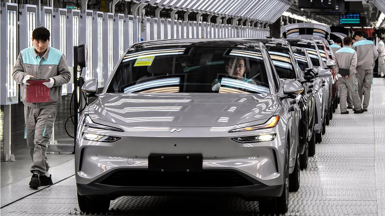 Doanh số xe điện Trung Quốc sụt giảm: Nỗi lo cho tương lai ngành công nghệ 2026 - Ảnh 2.