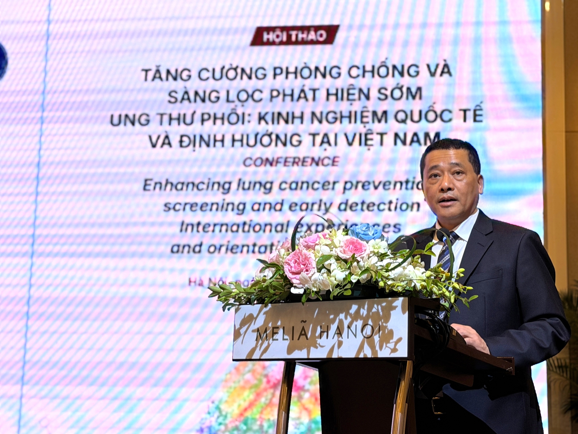 Ung thư phổi: Vì sao cần tầm soát sớm bằng CT liều thấp? - Ảnh 1.