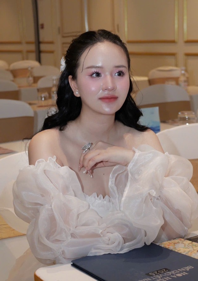 Lời khai của Á khôi Bùi Thị Phương Linh SN 2004 vừa bị bắt - Ảnh 3.