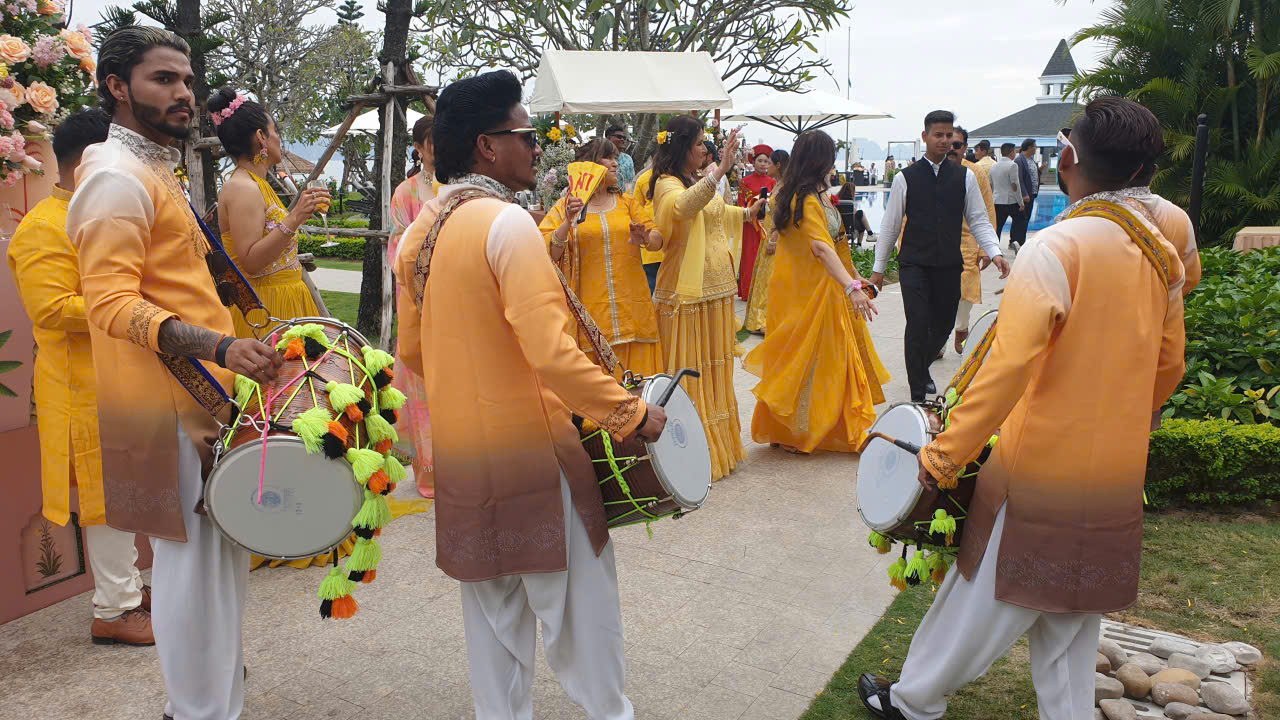 Đám cưới tài phiệt Ấn Độ hoành tráng tại vịnh Hạ Long năm 2026 - Ảnh 2. Đám cưới tài phiệt Ấn Độ hoành tráng tại vịnh Hạ Long năm 2026 - Ảnh 2.