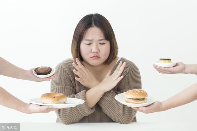 "Bóp mồm bóp miệng" để giảm cân trước Tết kiểu này, chị em coi chừng vào viện- Ảnh 4.