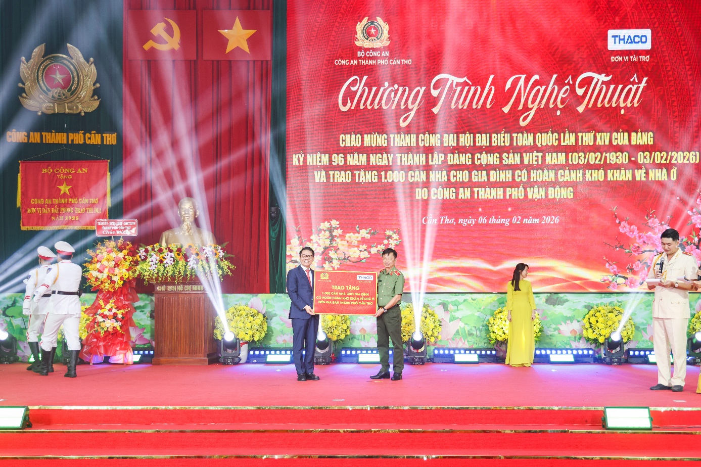 Người dân Cần Thơ vừa đón tin vui từ tỷ phú Trần Bá Dương- Ảnh 1.