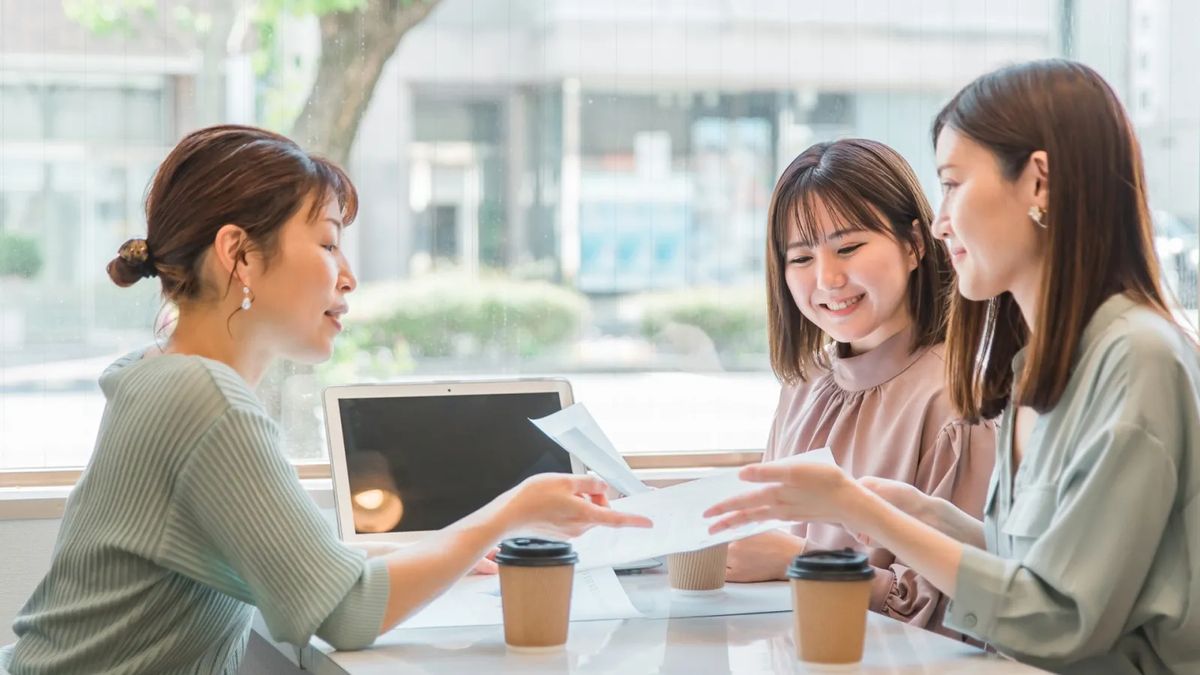 Bạn tôi 44 tuổi bị sa thải sau 20 năm làm kế toán và bài toán tài chính mà không ai muốn đối mặt - Ảnh 2.