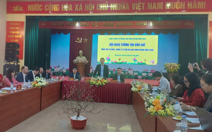 Chùa Hương 2026: Hướng tới điểm đến “An toàn – Thân thiện – Chất lượng” - Ảnh 1.