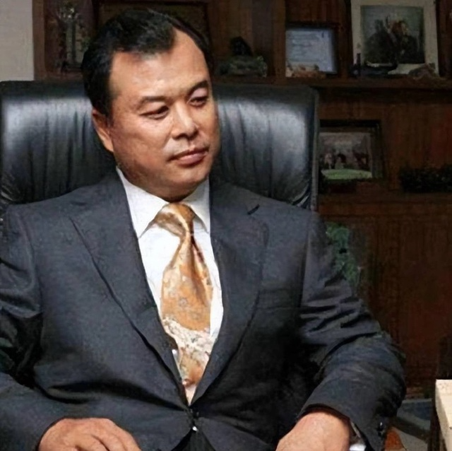 Vương Diễm và cuộc sống đầy nước mắt: Nợ nần và hy sinh trong hào môn - Ảnh 4.