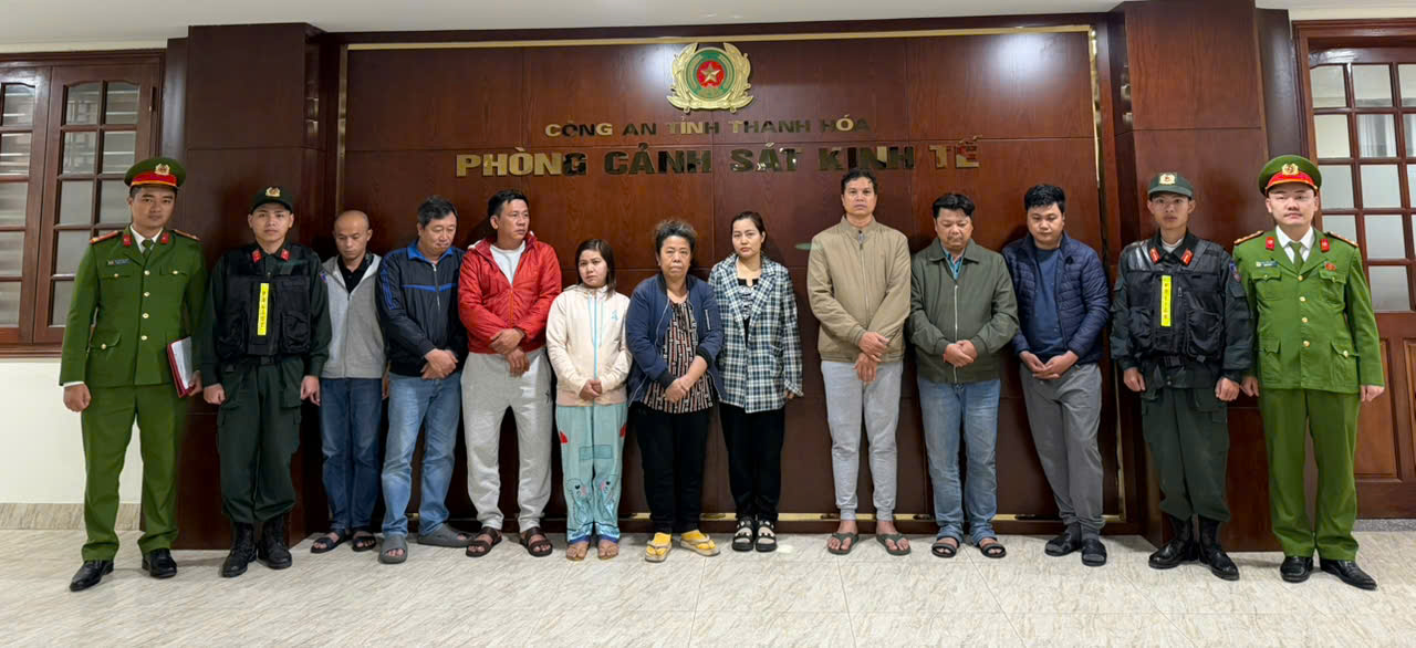 Kiểm tra 5 địa điểm , triệt phá đường dây buôn bán thuốc giả quy mô lớn tại Thanh Hóa - Ảnh 3.