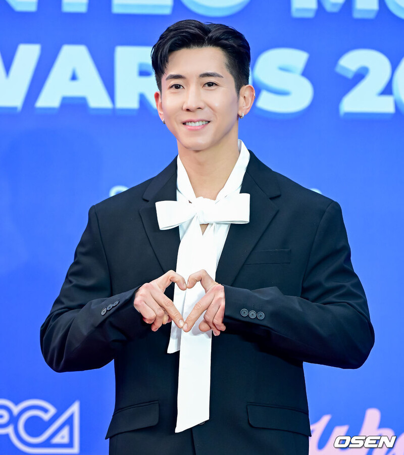 Kinh hoàng nhóm nhạc nữ ở bẩn đến mức người giúp việc 