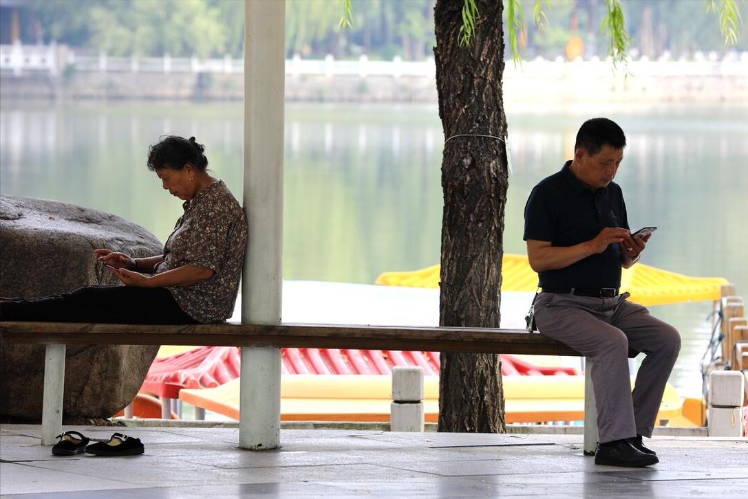 Tôi từng rất tự hào khi bỏ ra hơn 5,2 tỷ đồng mua nhà cho con trai, nhưng đến tuổi xế chiều mới nhận ra đó là quyết định tài chính sai lầm nhất đời mình- Ảnh 1.