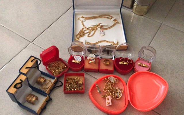 Chồng mất việc , vợ bán vàng: Câu chuyện sống sót trong khó khăn 2026