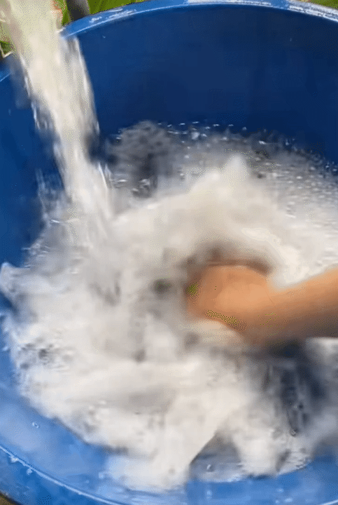 Công thức lau nhà đơn giản giúp sàn bóng loáng và thơm ngát đón Tết 2026