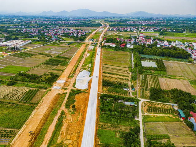 “Siêu dự án” 86.000 tỷ dài hơn 112 km kết nối Hưng Yên với Hà Nội, Bắc Ninh có diễn biến mới, phấn đấu hoàn thành giữa năm nay - Ảnh 1.