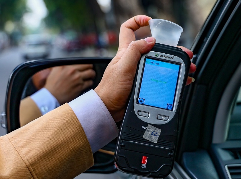 Không uống rượu bia vẫn bị kiểm tra nồng độ cồn: Cảnh giác với trái cây ngày Tết - Ảnh 1.