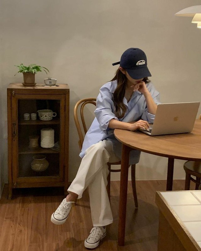 Bị sa thải chẳng tội gì khóc than, dân văn phòng rủ nhau “lên mạng khoe” theo cách này - Ảnh 3.