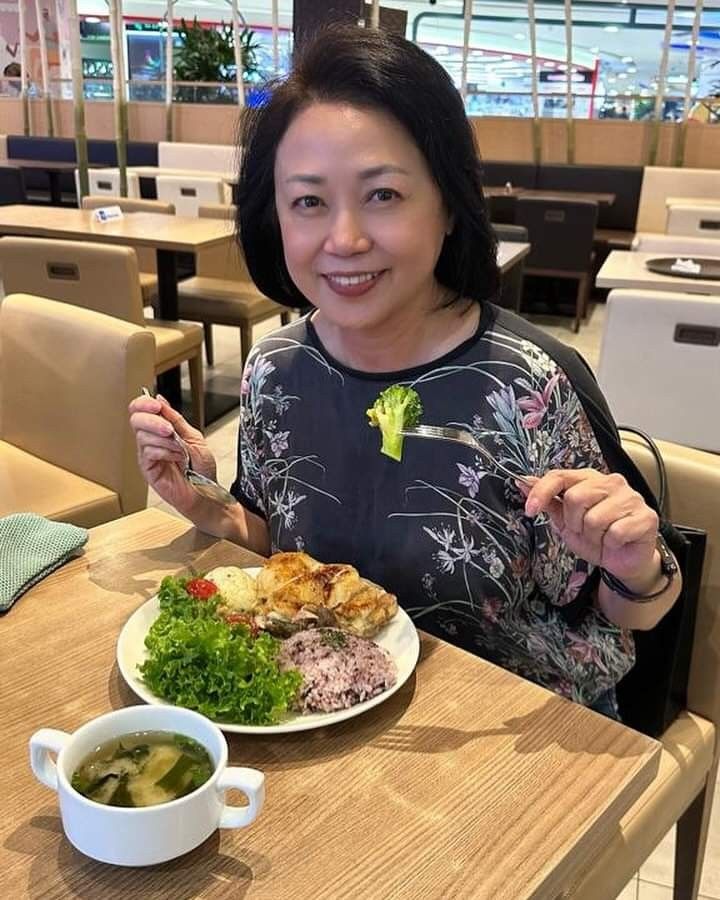 Sau tuổi 50: Dù có bao nhiêu tiền tiết kiệm, 5 sai lầm này tuyệt đối đừng mắc nếu không muốn tuổi già chông chênh- Ảnh 1. Sau tuổi 50: Dù có bao nhiêu tiền tiết kiệm, 5 sai lầm này tuyệt đối đừng mắc nếu không muốn tuổi già chông chênh- Ảnh 1.