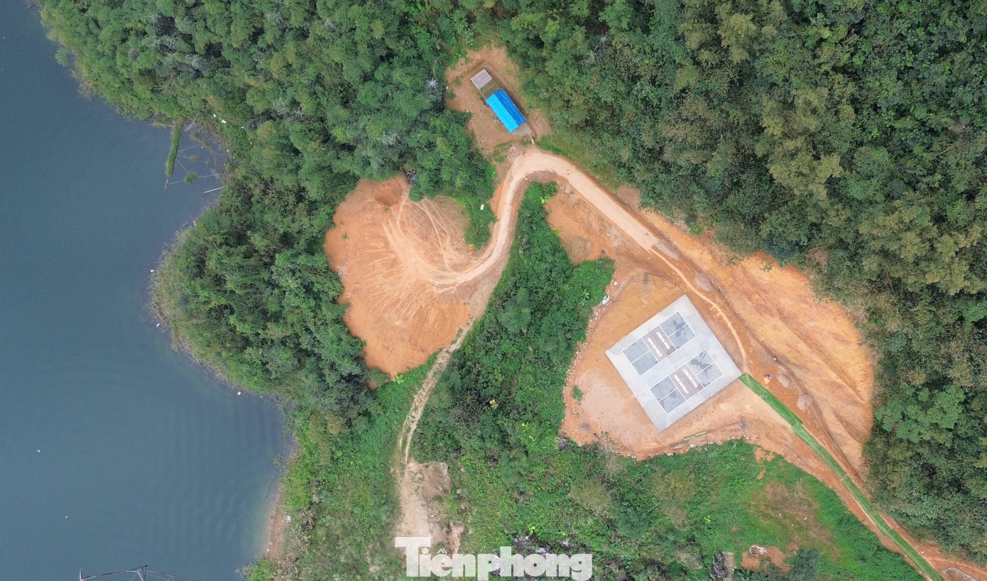 Chủ tịch tỉnh Phú Thọ chỉ đạo xử lý vi phạm lấn hồ hòa bình năm 2026 - Ảnh 3. Chủ tịch tỉnh Phú Thọ chỉ đạo xử lý vi phạm lấn hồ hòa bình năm 2026 - Ảnh 3.