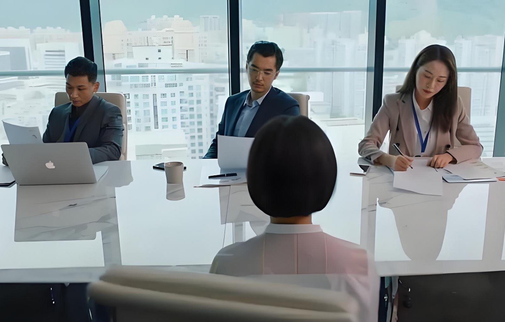 Câu hỏi phỏng vấn lạ và cách ứng phó thông minh giúp bạn nổi bật trong 2026 - Ảnh 2. Câu hỏi phỏng vấn lạ và cách ứng phó thông minh giúp bạn nổi bật trong 2026 - Ảnh 2.