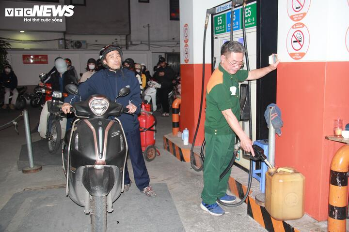 5 Mẹo đổ xăng tiết kiệm cho tài xế thông minh năm 2026 - Ảnh 1.