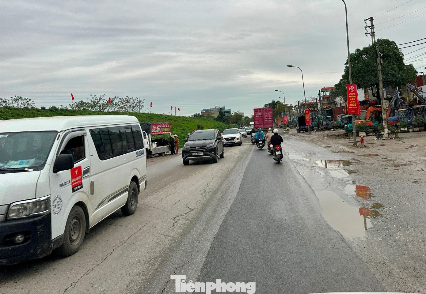 Dự án mở rộng QL6 Hà Nội: Vướng mặt bằng làm chậm tiến độ thi công 2026 - Ảnh 7.