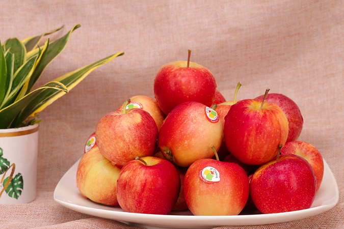 Đặt trái cây bàn thờ: 4 NÊN - 3 KHÔNG để cầu bình an, tránh xui xẻo- Ảnh 3.