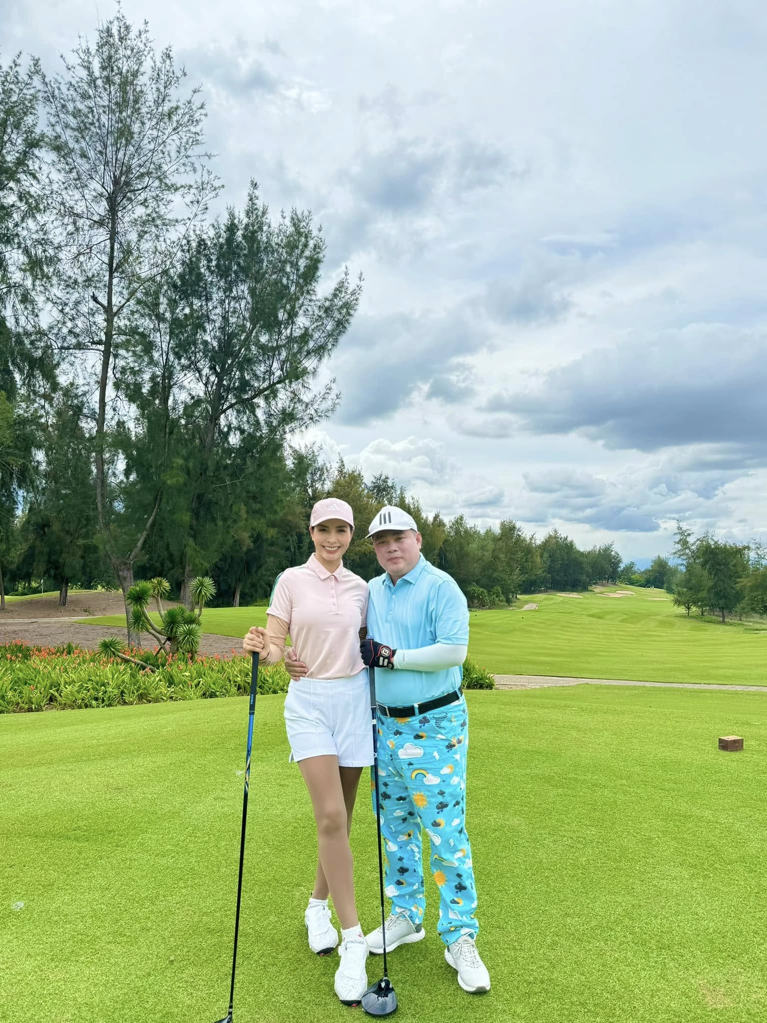 Nhạc sĩ Minh Khang: Hành trình Từ nghèo khó đến thành công và hạnh phúc gia đình - Ảnh 4. Nhạc sĩ Minh Khang: Hành trình Từ nghèo khó đến thành công và hạnh phúc gia đình - Ảnh 4.