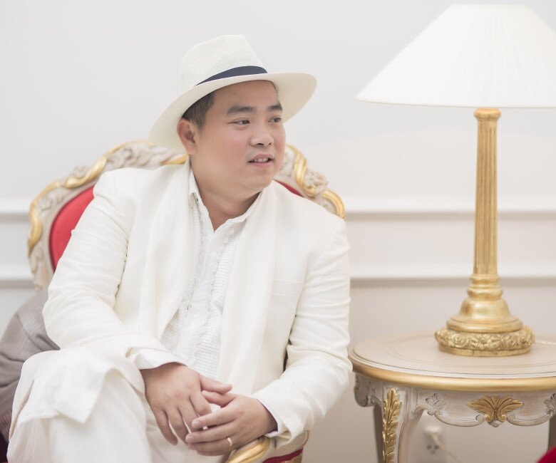 Nhạc sĩ Minh Khang: Hành trình Từ nghèo khó đến thành công và hạnh phúc gia đình - Ảnh 2. Nhạc sĩ Minh Khang: Hành trình Từ nghèo khó đến thành công và hạnh phúc gia đình - Ảnh 2.