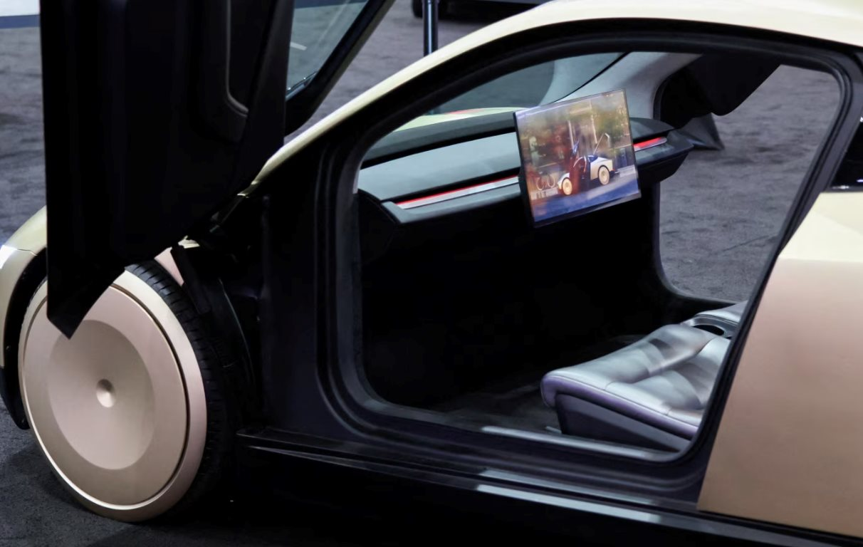 Elon Musk và Canh bạc với Cybercab: Chiếc xe không vô lăng thay đổi ngành ô tô 2026 - Ảnh 3.