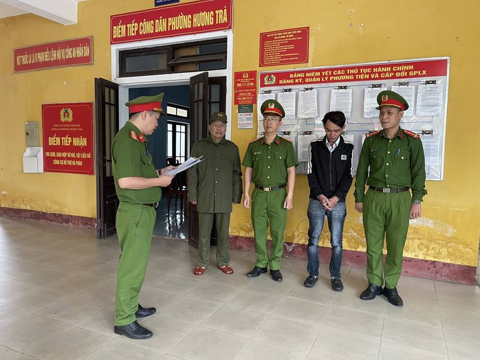 Người phụ nữ bị lừa khi mua vàng trên mạng xã hội với giá rẻ bất ngờ - Ảnh 2. Người phụ nữ bị lừa khi mua vàng trên mạng xã hội với giá rẻ bất ngờ - Ảnh 2.