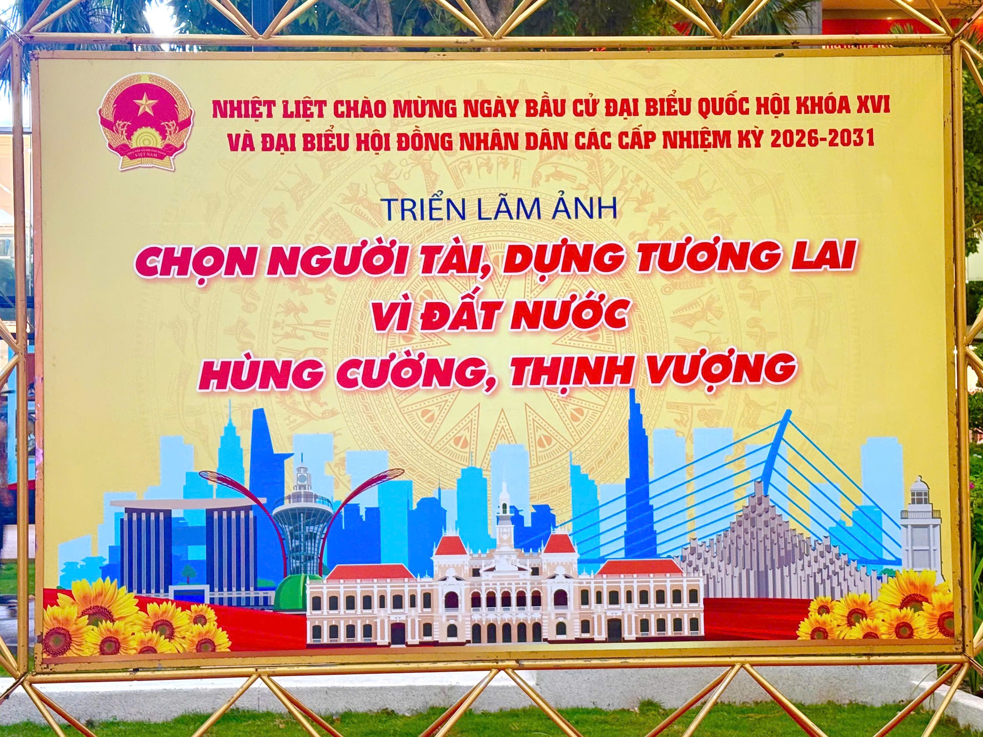 - Ảnh 4. - Ảnh 4.